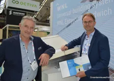 Gert Hollaar (Boal Systems) and Tjibbe van der Werff (West.Neder.Land) with an innovation by West.Nederland: a Easyjoint to link sandwich panels without using kit and without leaks occurring.